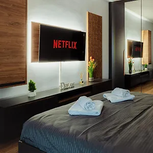 New Luxury Center Apartament